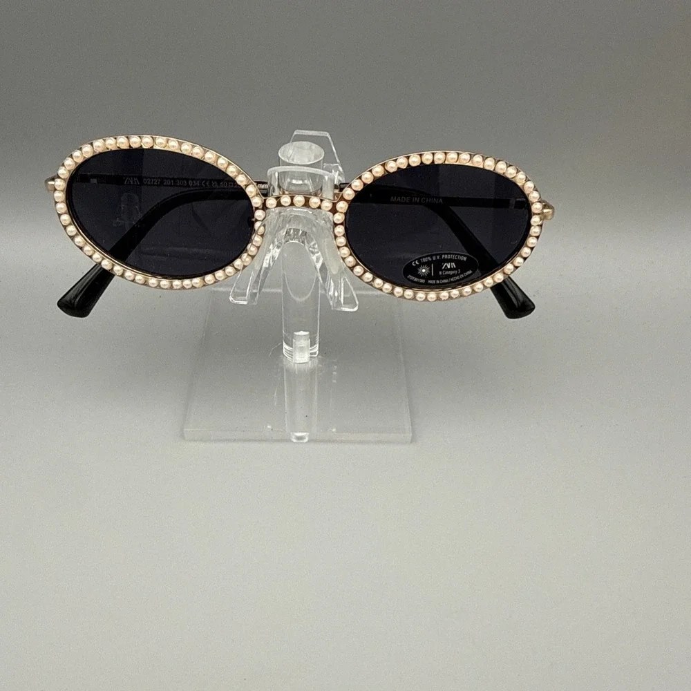 Zara oval gold pearl sunglasses -polarized gray lenses UV400 protection NWT